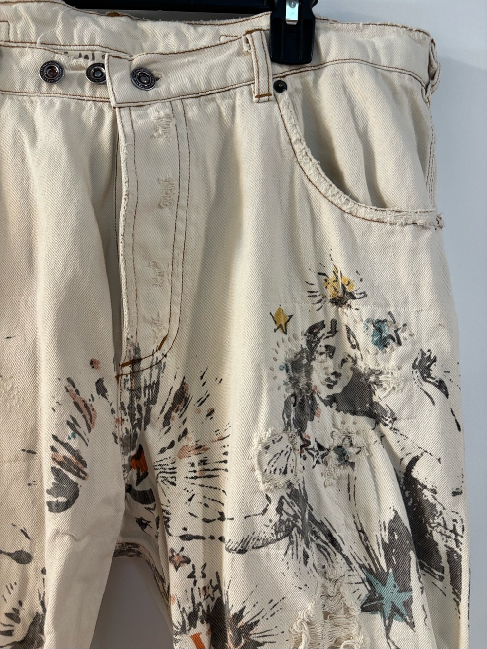 Magnolia Pearl Cream Painterly Graphic Pants with Stars